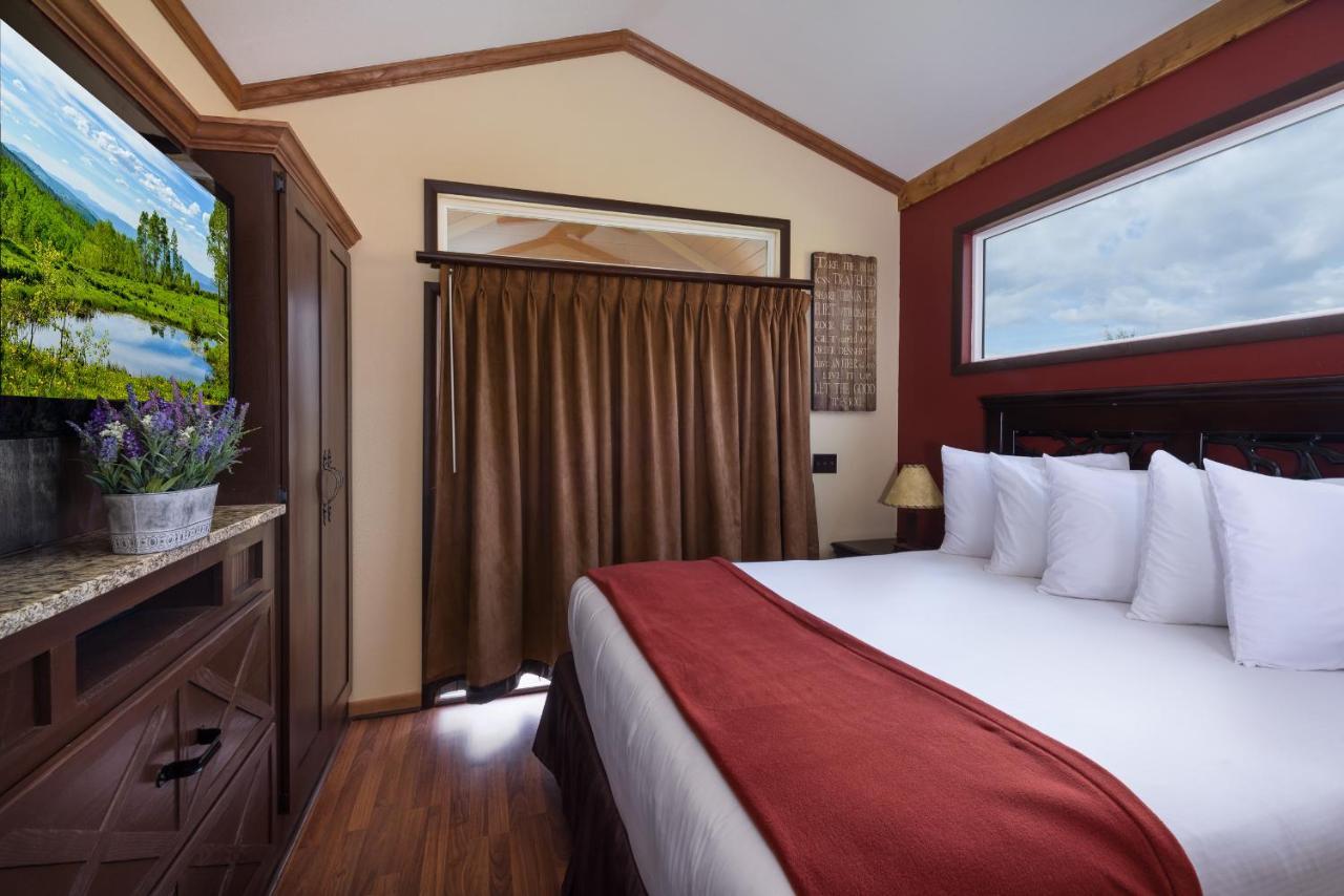 Westgate River Ranch Resort & Rodeo Room photo